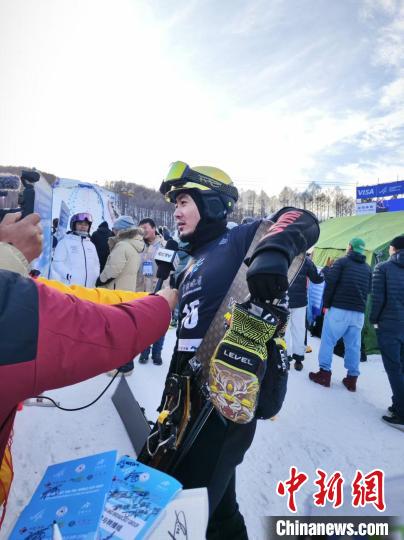 毕野在世界杯美林站平行大回转中夺得中国队历