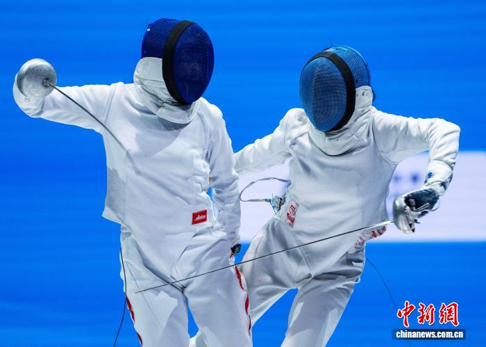 福建队在粤港澳全运会击剑女子重剑团体赛中夺