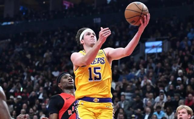 湖人核心里夫斯伤停或缺席季后赛 顶薪续约引争